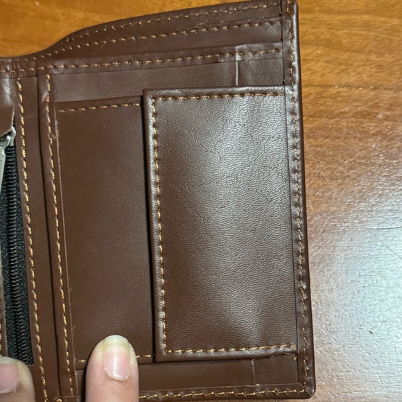 Men’s wallet - Picture 5 of 8